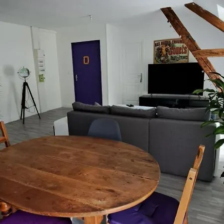 Avec Place De Parking *